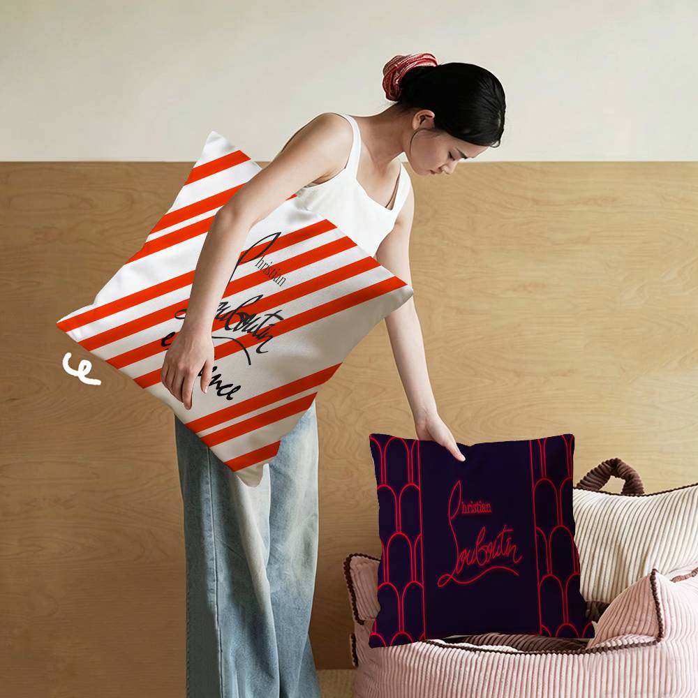 غطاء وسادة فاخر بشعار C-Christ - مراجعة Luxury Home Textiles Usa وسعره